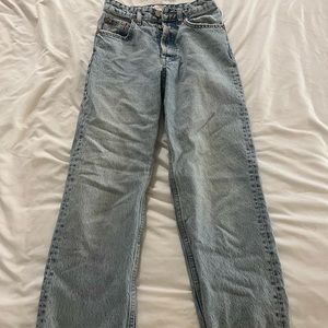 Zara Straight Leg Cropped Jeans